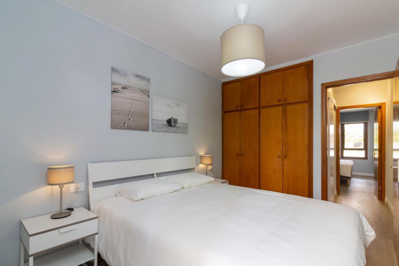 Homeforguest New Modern Apartment With Pool Арона Екстер'єр фото